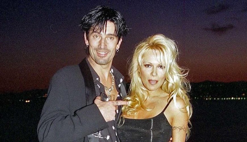 12 Celebrity Love Stories That Turned into Scandalous Breakups