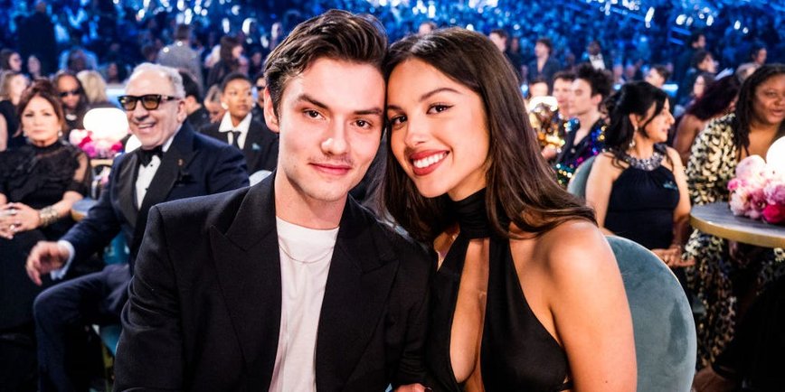 Olivia Rodrigo's Love Life Exposed: A Deep Dive into Her Romantic Escapades