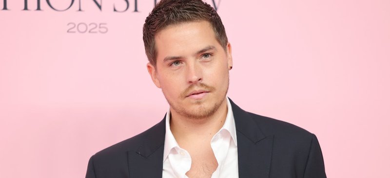 Dylan Sprouse Goes Action Hero on Home Intruder!