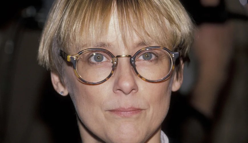 Hollywood Mourns: Legendary Actress Mary Beth Hurt Passes Away at 79