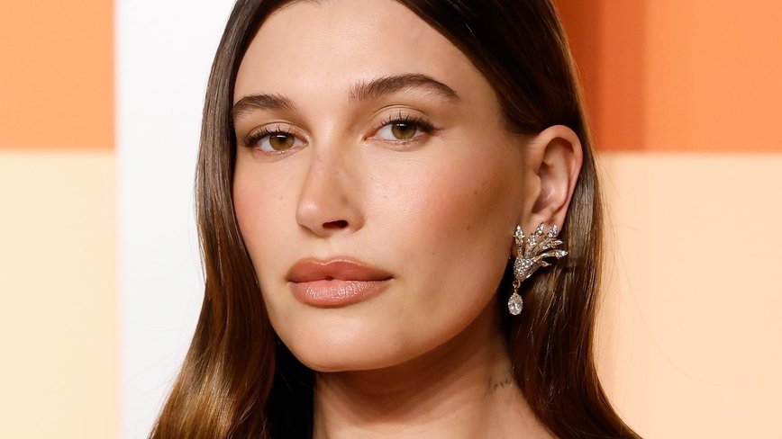 Hailey Bieber's Jaw-Dropping New Lob: The Ultimate 2024 Hair Inspiration