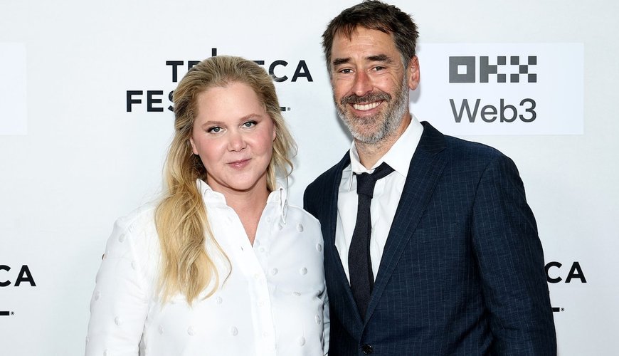 Amy Schumer and Chris Fischer Call It Quits After 7 Years: "Family Forever"