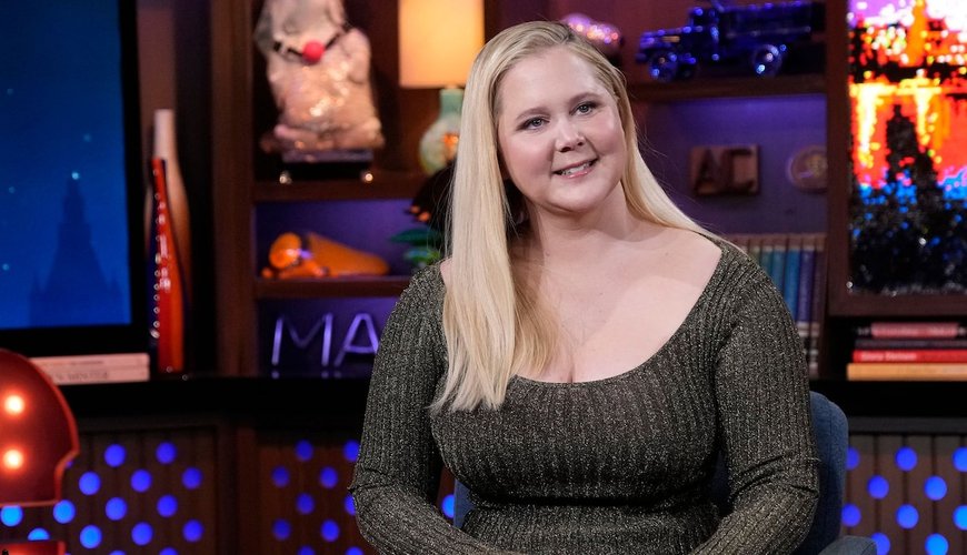 Amy Schumer's Sizzling Swimsuit Moment Sets Confidence Goals for Summer 2026