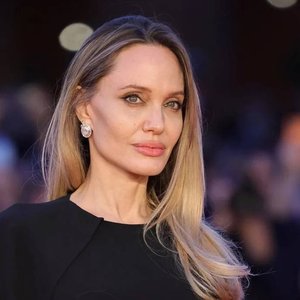 Angelina Jolie Embraces Her Scars: A Testament to Life's Journey
