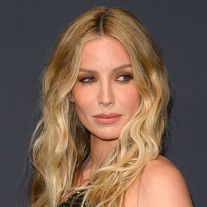Annabelle Wallis Stuns in a Glittering Display of Maternity Glam at Cannes
