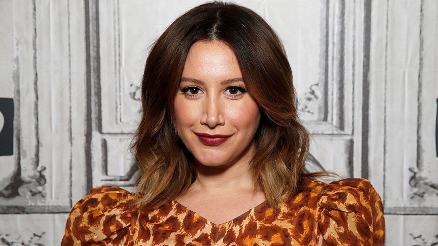 Ashley Tisdale's Bold Bathroom: How Pink Transforms Her Small Space
