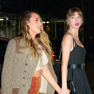 Blake Lively Fuming Over Taylor Swift's Wedding Snub – Friendship on the Rocks!