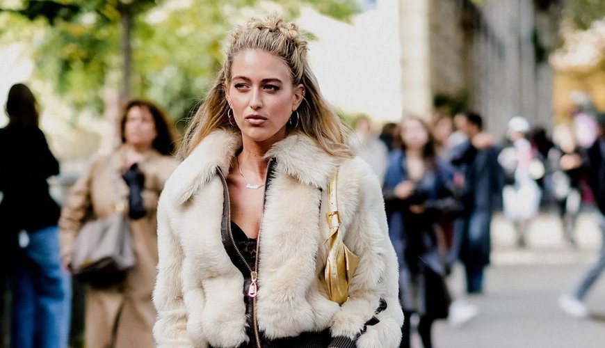 3 Haircuts That Secretly Add Years: Celebrity Stylists Spill the Beans