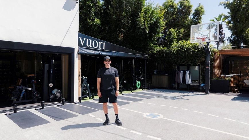 Sweat in Style: Harley Pasternak's Fitness Fashion Tips to Elevate Your Workout