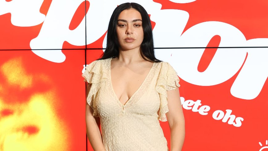Charli XCX Lights Up Paris with 'Erupcja' Premiere!