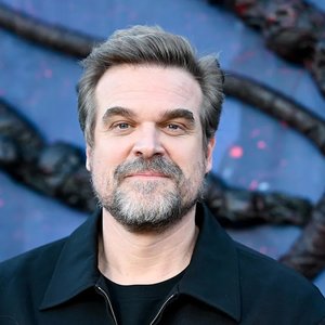 David Harbour's New Romance: Cozying Up with a Younger Star