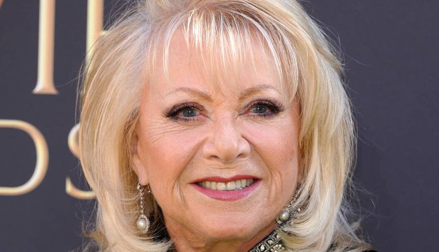 Elaine Paige's Unconventional Love Story: Why She Said No to Marriage