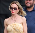 Emily Blunt Stuns in Chic Separates on 'Jimmy Kimmel Live!'