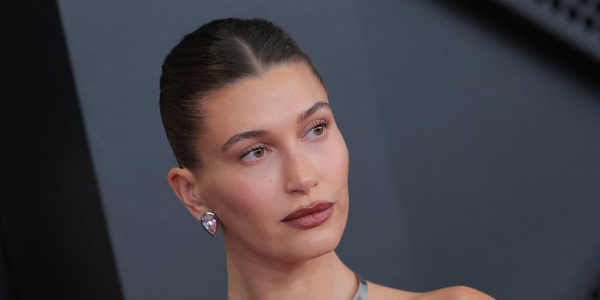 Hailey Bieber Steps Up with Heartfelt $20K Gift to Eric Dane's Family After Tragic Passing