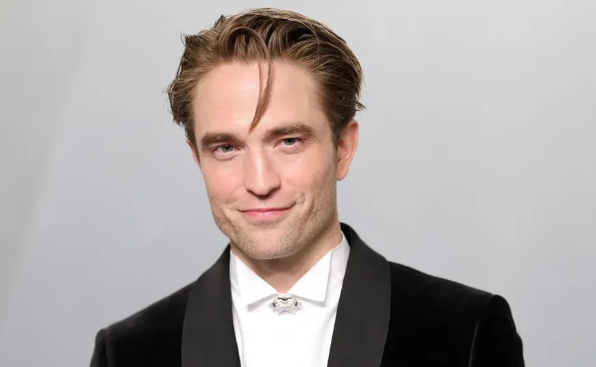 Robert Pattinson