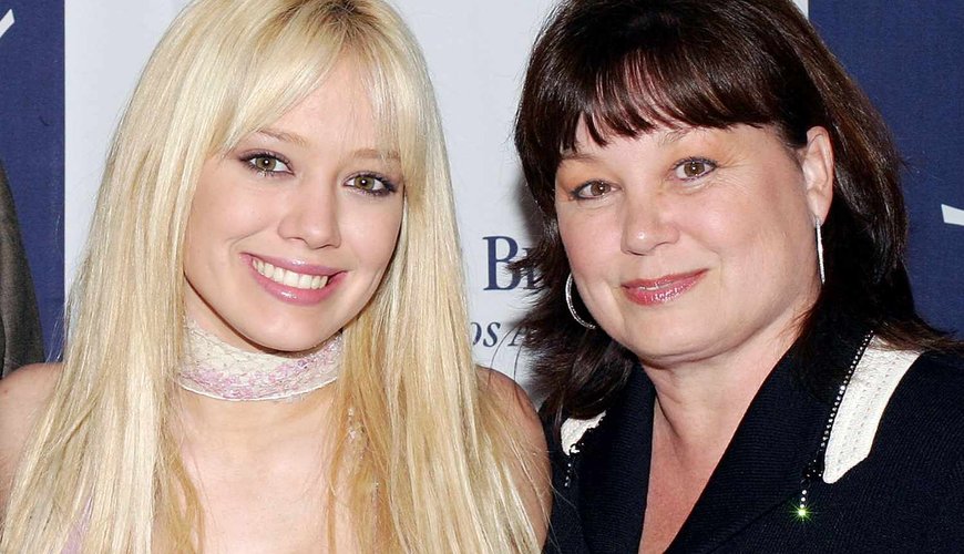 Hilary Duff Stands Up for Mom Amid 'Stage Mom' Drama