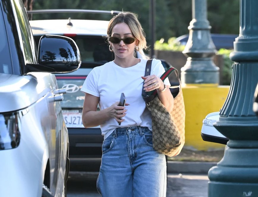 Hilary Duff's Timeless Style Trick: Why Millennials Aren't Letting Go