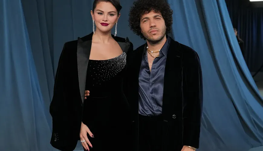 Selena Gomez and Benny Blanco's First Thanksgiving as Newlyweds: A Cozy Affair