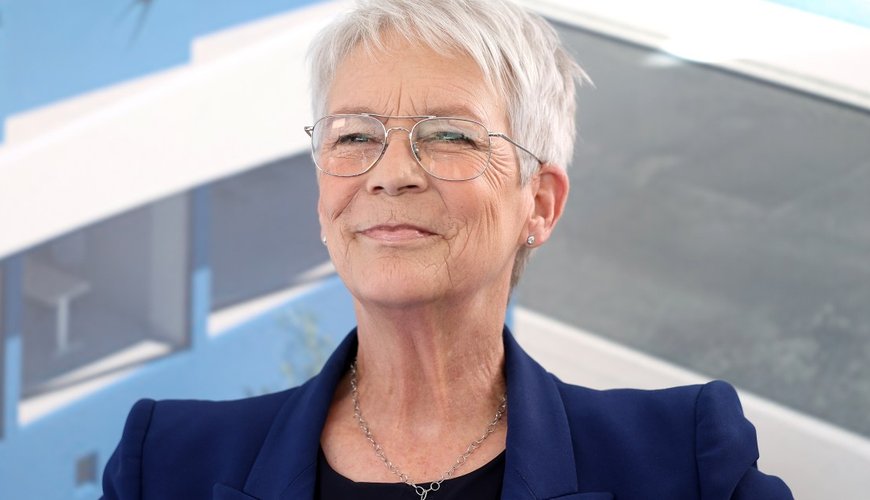 Jamie Lee Curtis Remembers Her 'First Love' Robert Carradine with Heartfelt Tribute