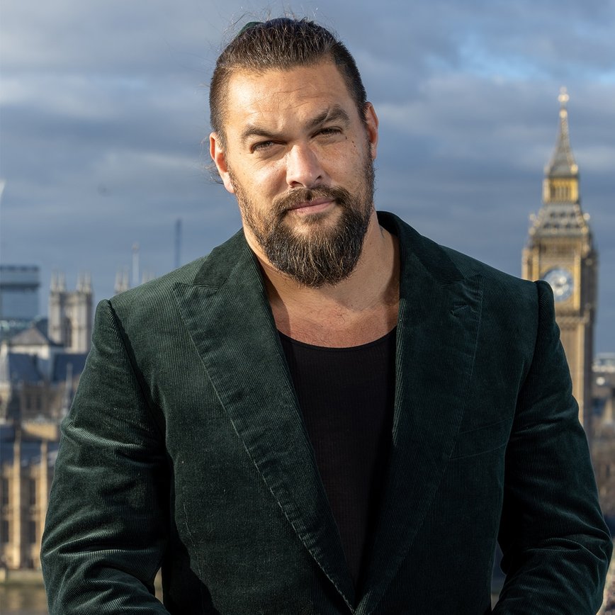 Jason Momoa's Bold New Look: Bald and Unrecognizable!