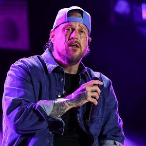 Jelly Roll's Emotional Confession: Food Battles Amid Divorce Drama