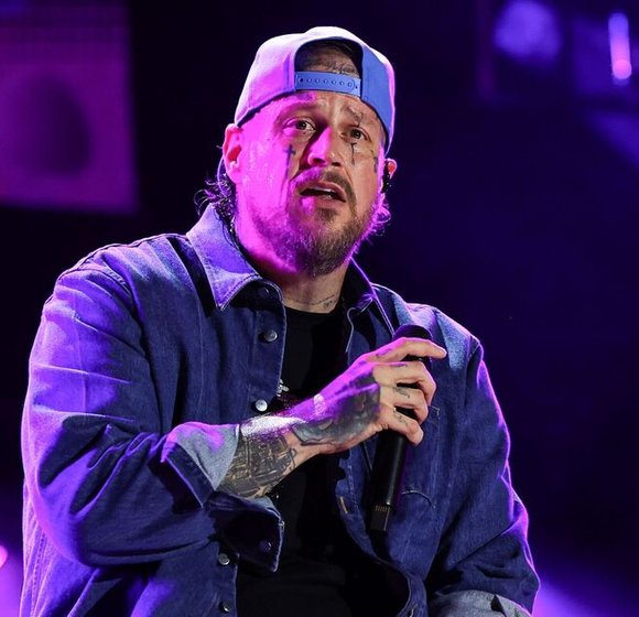Jelly Roll's Emotional Confession: Food Battles Amid Divorce Drama