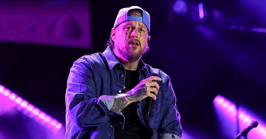 Jelly Roll's Emotional Confession: Food Battles Amid Divorce Drama