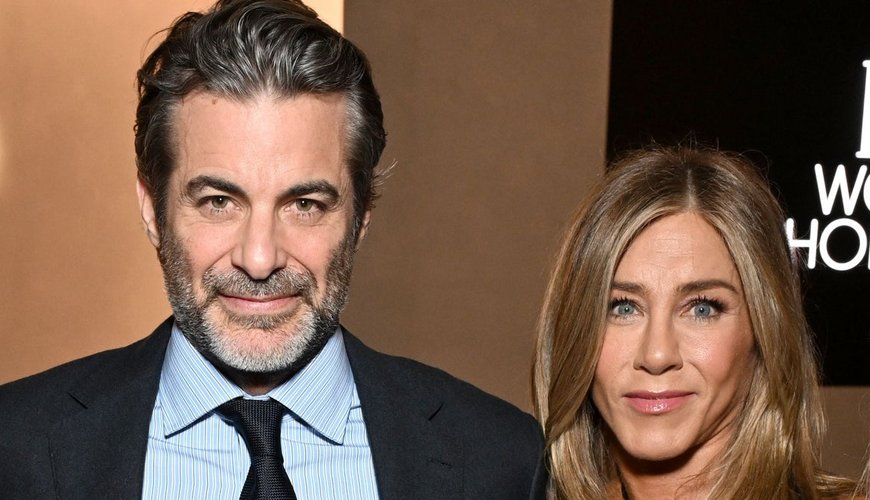 Jennifer Aniston's Love Story: A Year of Romance with Jim Curtis