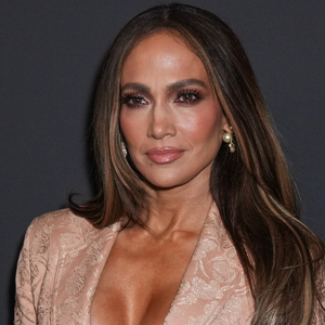 Jennifer Lopez Takes on the Lace Skirt Trend with a Vintage Twist