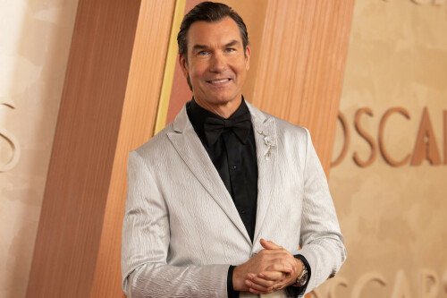 Jerry O'Connell's Hypnotic Journey to Smoke-Free Bliss