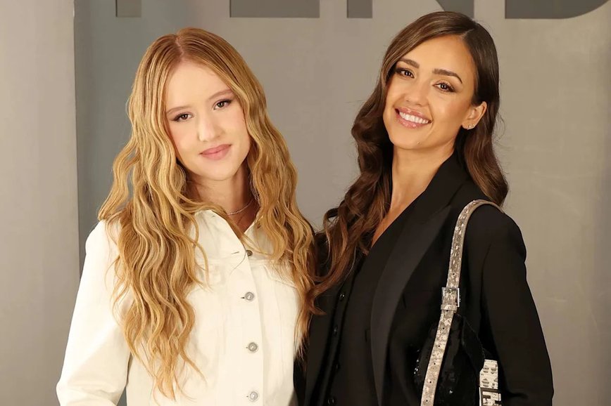Jessica Alba and Daughter Haven Stun at Milan Fashion Week: A Fashionable Duo