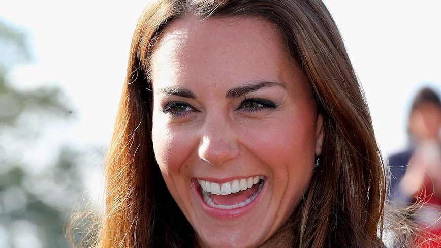 Kate Middleton's Sizzling Summer Style: A Throwback to Her 'Chelsea Girl' Days