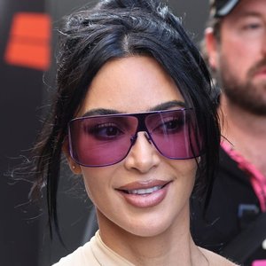 Kim Kardashian Unveils Her Dazzling Blonde Bob: A New Era Begins