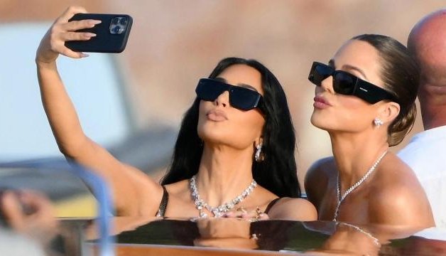 Kim Kardashian's Teenage Throwback Photo Sparks Hilarious Khloe Response