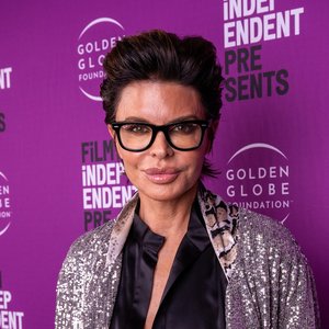 Lisa Rinna's Dramatic Hair Makeover: You Won't Believe Her New Look!