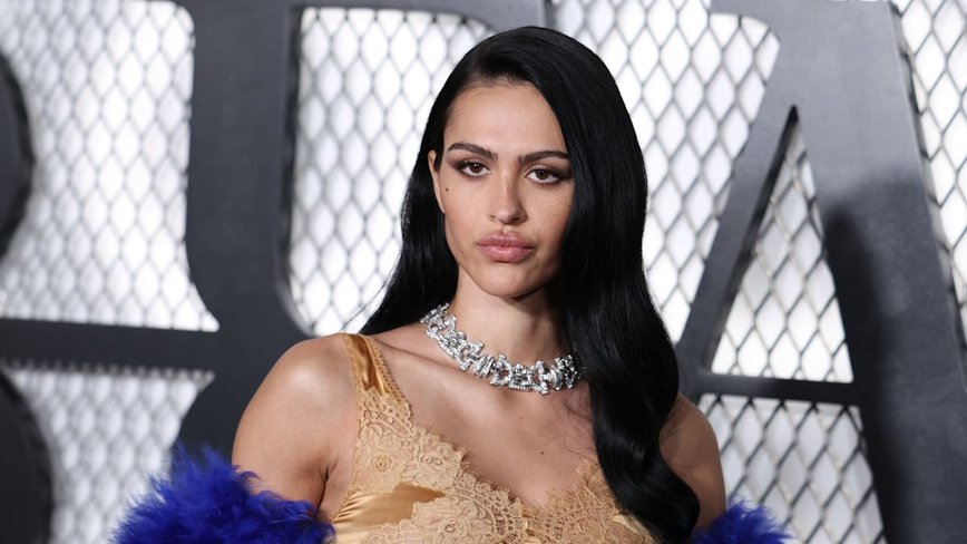 Amelia Gray Hamlin Spills the Tea on Her Cosmetic Journey