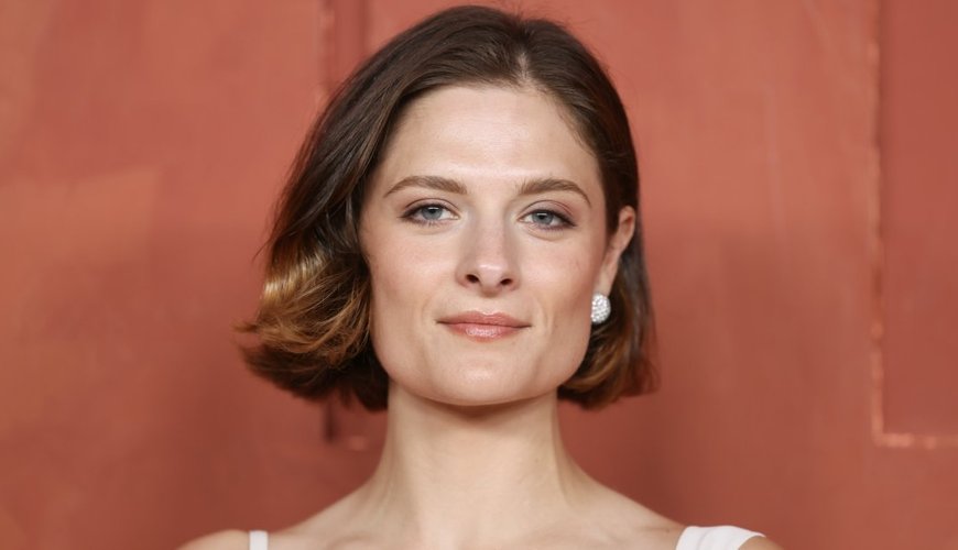 Louisa Jacobson: Crafting Her Own Path Beyond the Streep Dynasty