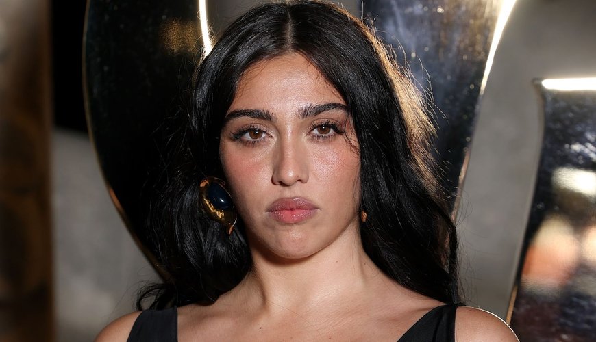 Lourdes Leon Dances Back into the Spotlight at NYC Art Scene