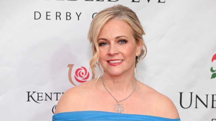 Melissa Joan Hart's Bold Health Transformation: It's Not About the Scale!