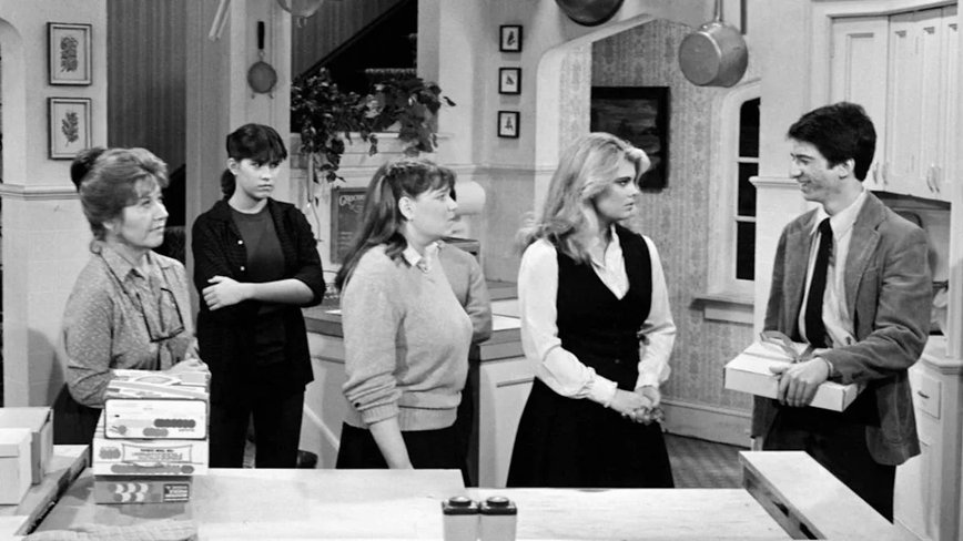 Mindy Cohn's Courageous Cancer Battle: A Wave of Celebrity Support