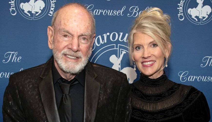 Neil Diamond and Katie McNeil: The Secret to a Happy Marriage Revealed