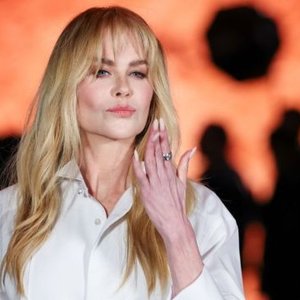 Nicole Kidman Unveils New Look and Sparks Divorce Buzz at Chanel Show
