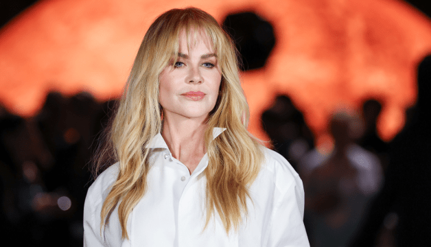 Nicole Kidman's Lime Green Vogue Dress Sparks Hilarious 'Lettuce' Reactions