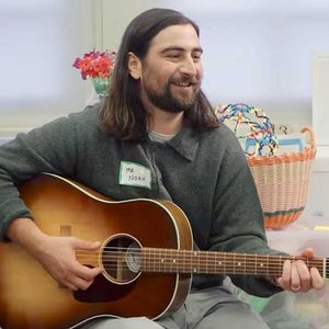 Noah Kahan Gets Playfully Roasted by Kids on 'Celebrity Substitute'