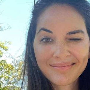 Olivia Munn Steals the Show in Daring Dress: Fans Go Wild!