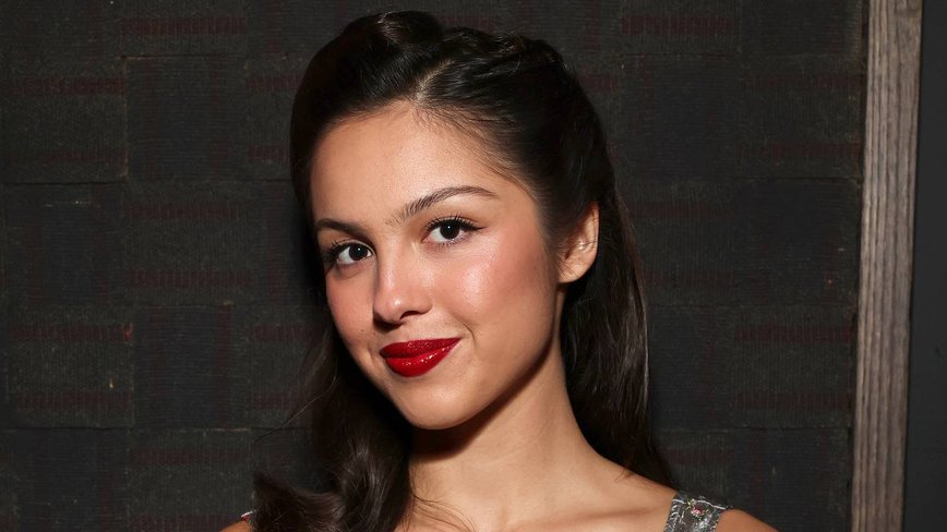 Olivia Rodrigo Open to Future Collaboration with Sabrina Carpenter – The Fans Are Buzzing!