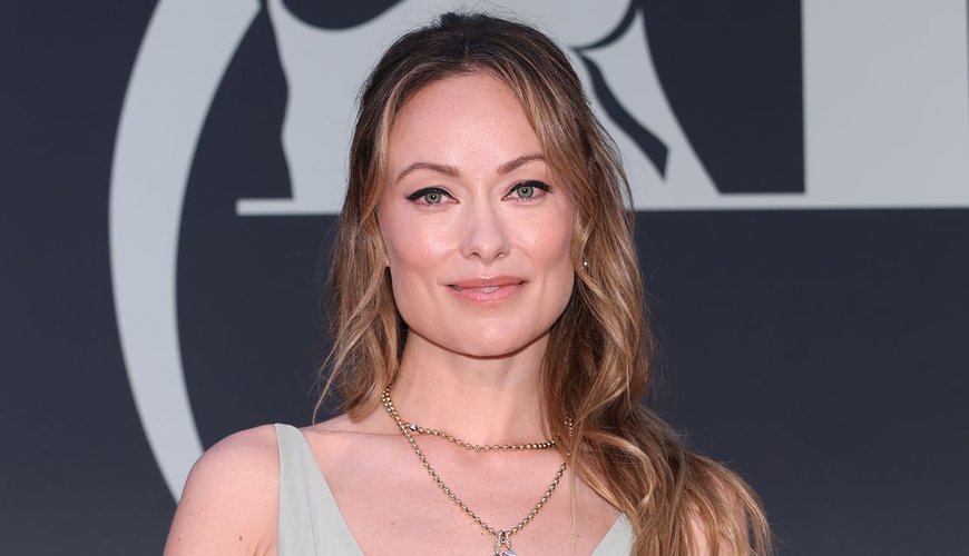 Olivia Wilde’s Steamy London Kiss with Caspar Jopling Has Everyone Talking!