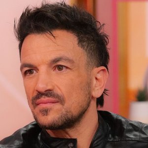 Peter Andre Applauds Wife Emily for Bravely Sharing Her Shingles Struggle