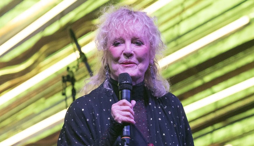Petula Clark Reflects on Life at 93: "I've Been Very Lucky"