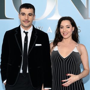 Aubrey Plaza Rocks the Red Carpet with Glamorous Baby Bump at 2026 Tonys